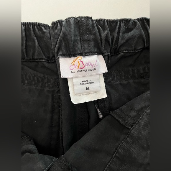 Oh Baby by Motherhood black shorts, size M - Picture 5 of 7